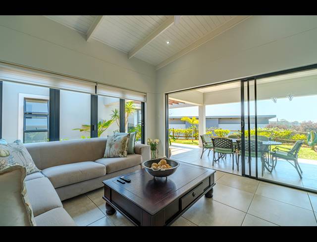 2 BEDROOM TOWNHOUSE FOR SALE IN SHAKAS ROCK